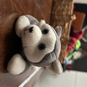 Vintage Collectible Beanie Baby NANOOK the wolf 🐺 Cute Gray and White Plush Toy